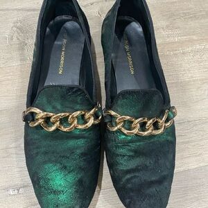 Sigerson Morrison Women’s Green Loafers with Gold Chain Size 10